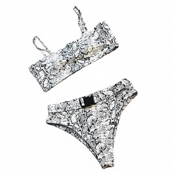 Zaful Other - 2X 🥂H P🥂 NWOT Zaful Snake Print Bikini Set - White & Blue